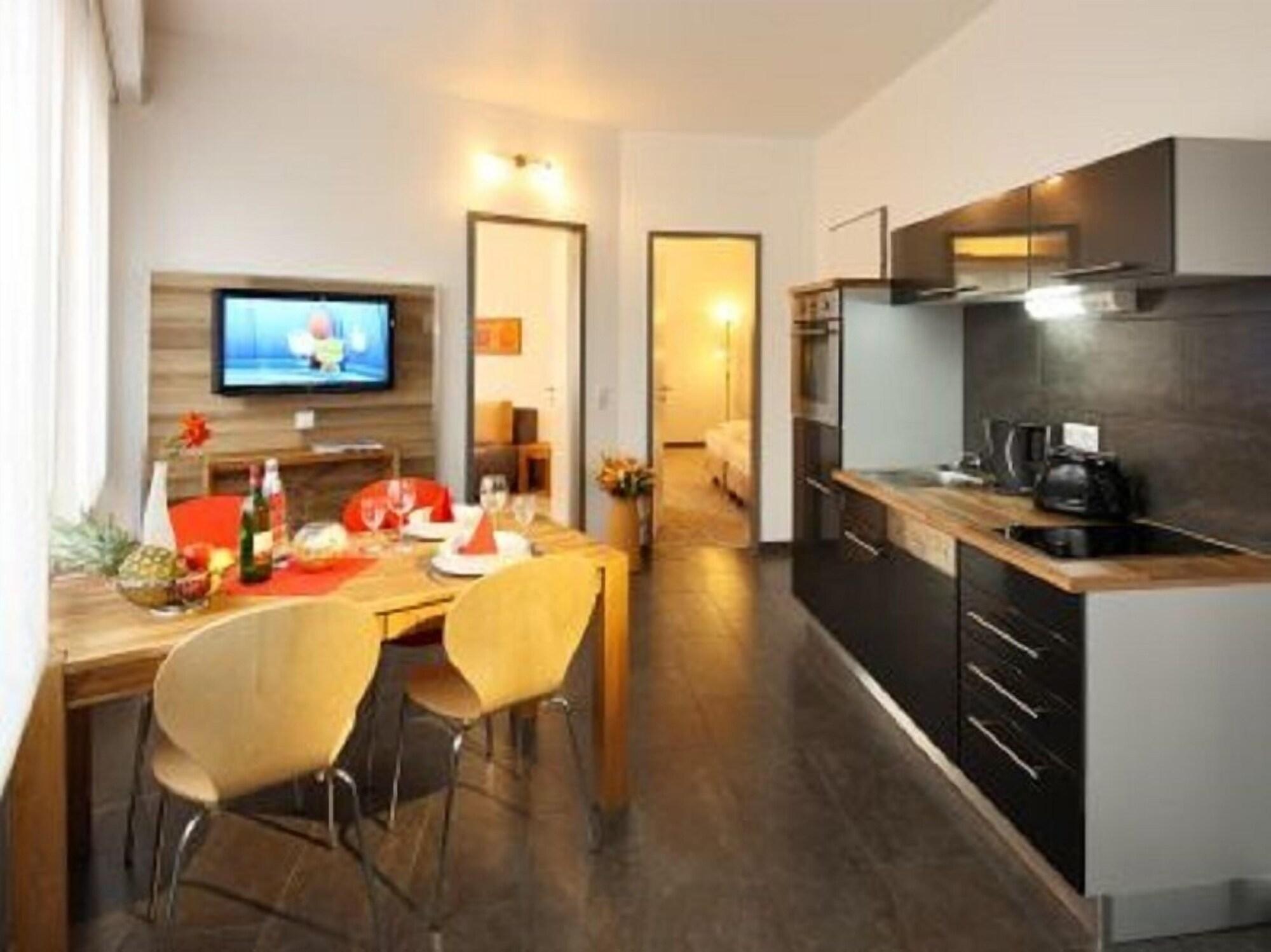 Petul Apart Hotel Am Ruhrbogen Bochum Esterno foto