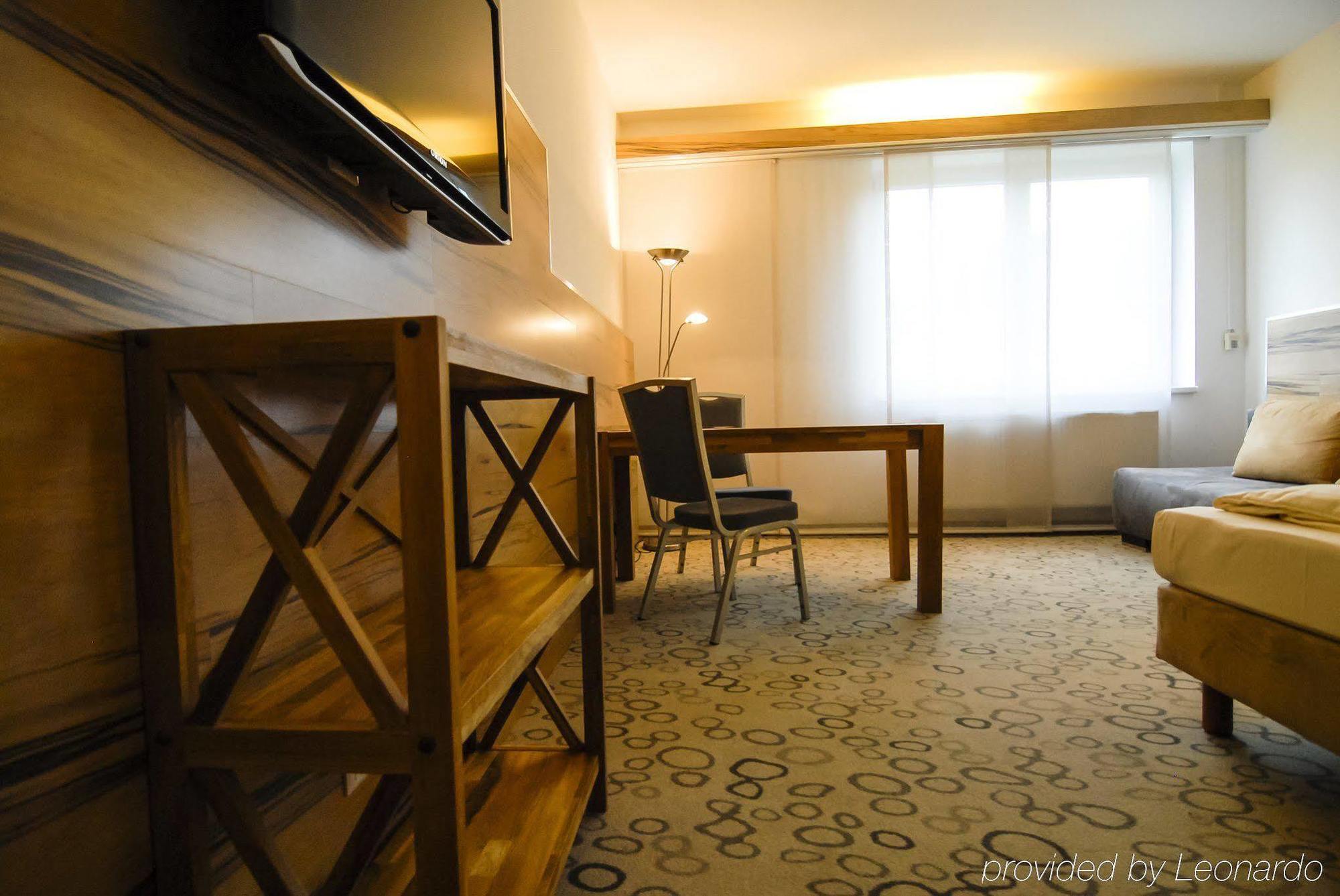 Petul Apart Hotel Am Ruhrbogen Bochum Esterno foto